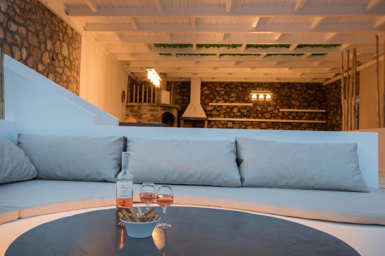 Theros Luxury Villas Damatria Extérieur photo